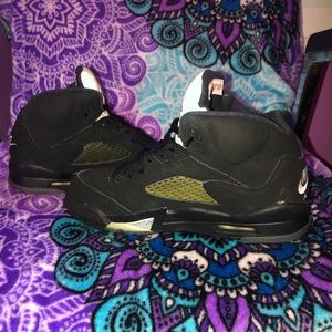 retro jordan 5 black metallic 2007